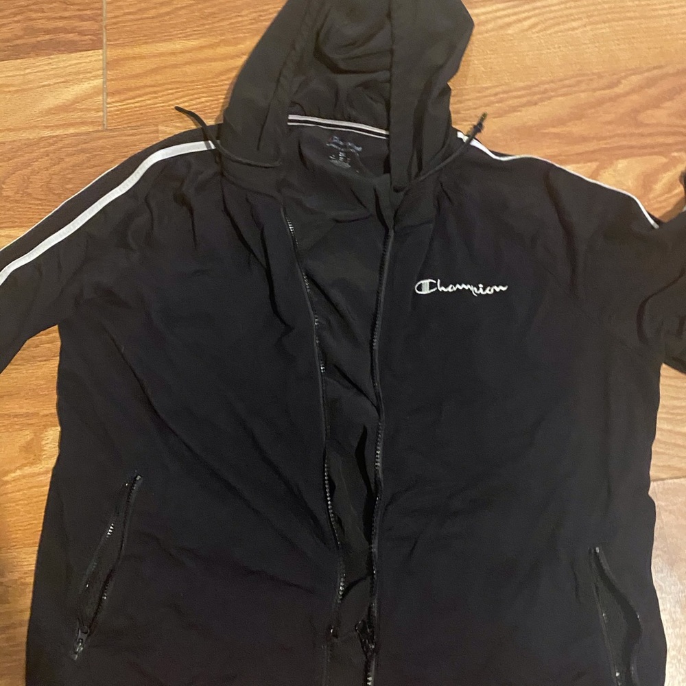 black champion hoodie